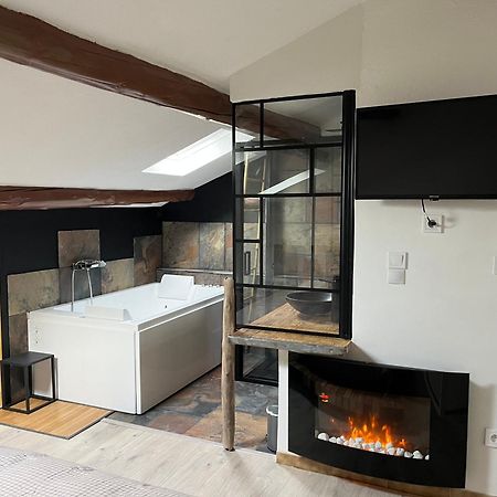 Duplex Lumineux Sur Gde Terrasse, Balneo Double, Parking Prive, Clim, Local Velos Антрег-сюр-ла-Сорг Экстерьер фото